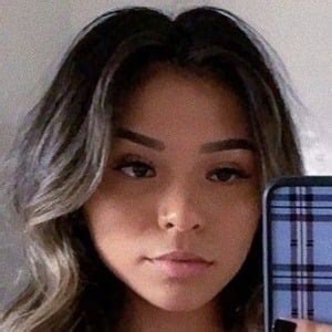 Alyssa Griffith Age Family Bio Famous Birthdays Alyssa Griffith Age Family Bio Famous Birthdays