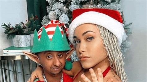 Baby Alien Christmas Video Baby Alien And Tanya Tehanna Video Baby Baby Alien Christmas Video Baby Alien And Tanya Tehanna Video Baby