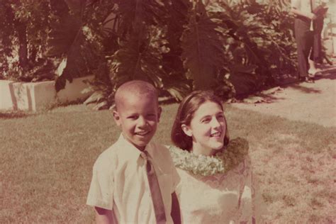 Barack Obama Reveals New Project To Honor Late Mother On His Birthday Barack Obama Reveals New Project To Honor Late Mother On His Birthday