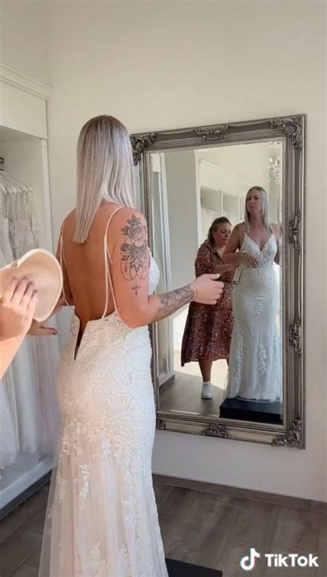 Bridal Shop Reveals Hack To Give Brides A Sexy Butt Bridal Shop Reveals Hack To Give Brides A Sexy Butt
