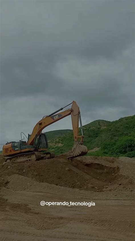 Capcutmotivacional Capcut Trabajoduro Retroexcavadoracaterpillar