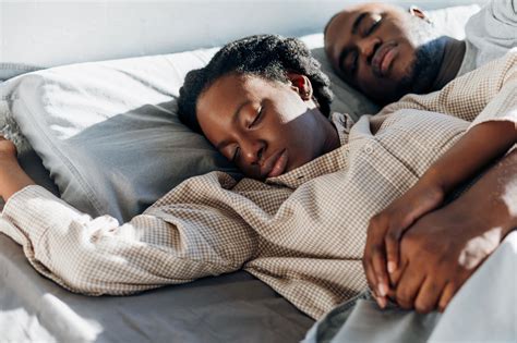 Couples Who Share A Bed Get More Cognitive Benefits Study Says Daily Couples Who Share A Bed Get More Cognitive Benefits Study Says Daily