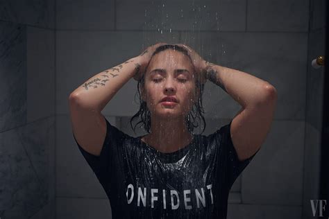 Demi Lovato Nude