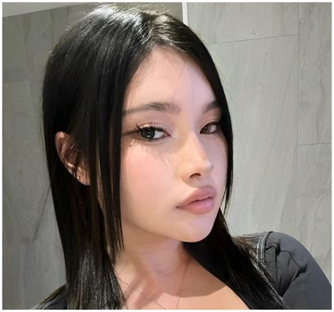 Dia Kimeko Wiki Age Height Net Worth