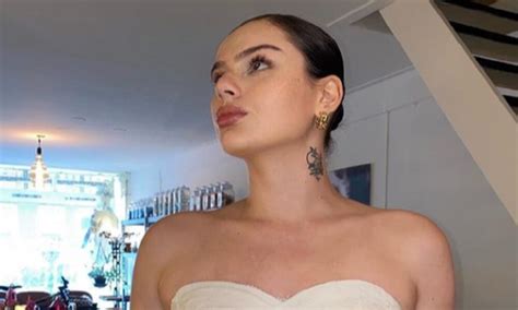 Famke Louise Toont Haar Lijf Na Zwangerschap