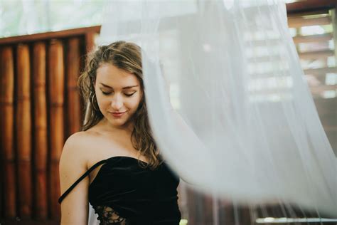 France Scandaleuse Inclusive Toronto Boudoir Photography France Scandaleuse Inclusive Toronto Boudoir Photography
