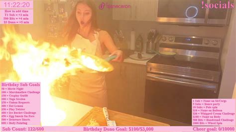 Frying Pan Catches Fire Twitch Streamer Kjanecaron Cooking Goes Wrong Frying Pan Catches Fire Twitch Streamer Kjanecaron Cooking Goes Wrong