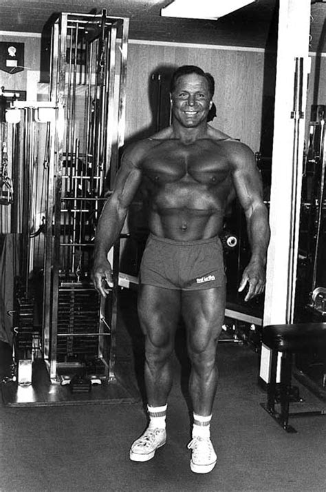 Gallery Bill Pearl Posing Bill Pearl Gallery Bill Pearl Posing Bill Pearl