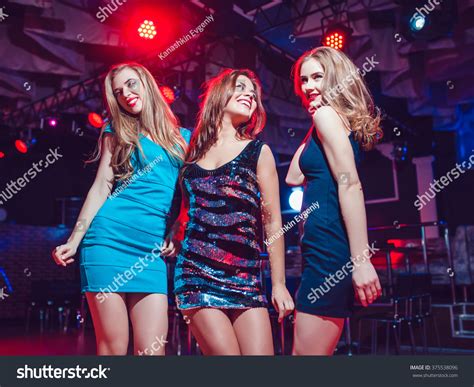 Its A Hardcore Party With Pretty Girls