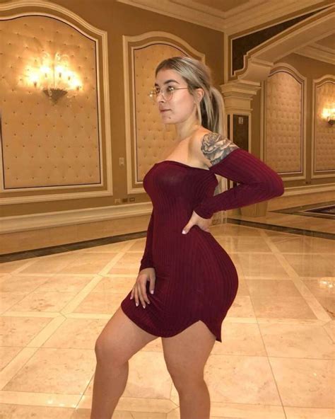 Jen Bretty Wiki Age Bio Feet Pics Jenbrett Jenbretty Jen Brett