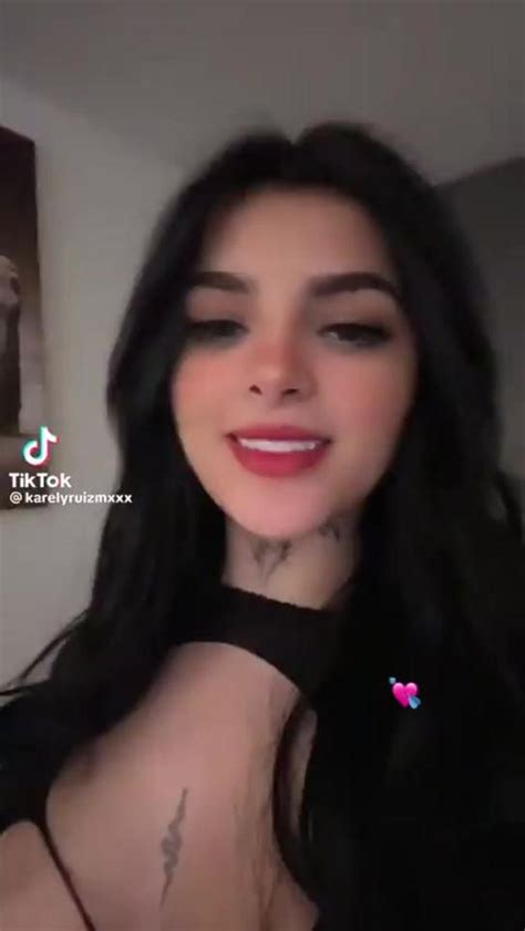 Karely Ruiz Presume Bikini Que La Hace Ver Como Diosa Y Se Puede Karely Ruiz Presume Bikini Que La Hace Ver Como Diosa Y Se Puede