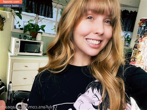 Lenaisapeach Onlyfans