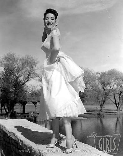 Linda Cristal Feet
