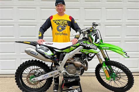 Logan Karnow Signs With Onlyfans As Title Sponsor For 2023 Racer X Logan Karnow Signs With Onlyfans As Title Sponsor For 2023 Racer X