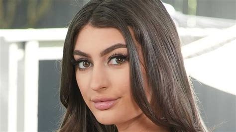Lola Milano Pornstar Tnaflix Com Lola Milano Pornstar Tnaflix Com