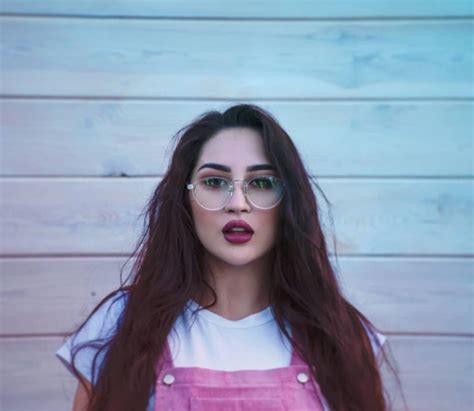 Louisa Khovanski Onlyfans
