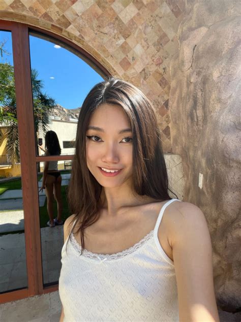 Lucy Mochi Asian Hottie Fingers Her Juicy Pussy After Revealing It On Lucy Mochi Asian Hottie Fingers Her Juicy Pussy After Revealing It On