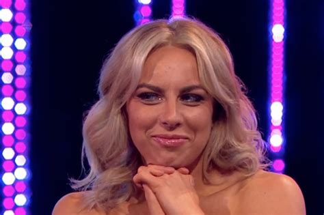 Naked Attraction Fans Swoon Over Stunning Milf As She Strips Off On Naked Attraction Fans Swoon Over Stunning Milf As She Strips Off On