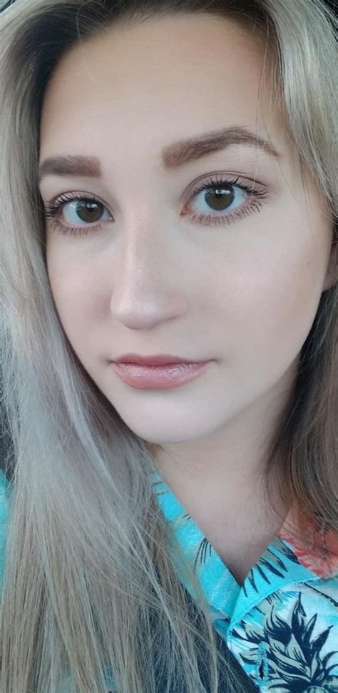 Oklahoma Lets Big Hard Cock Finish All Over Her Face