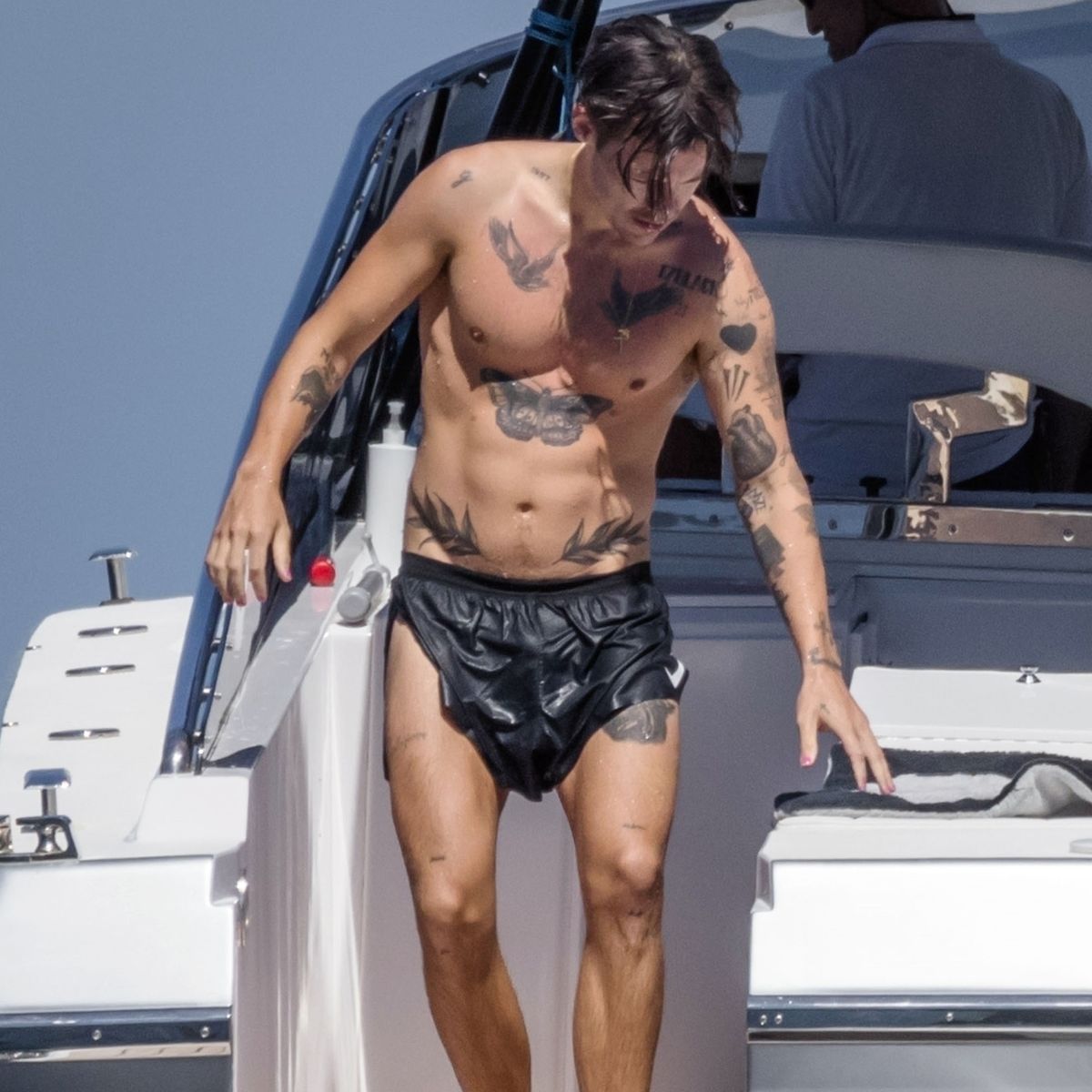Oliva Trying To Please Her Boyfriend While Relaxing On His Yacht Oliva Trying To Please Her Boyfriend While Relaxing On His Yacht