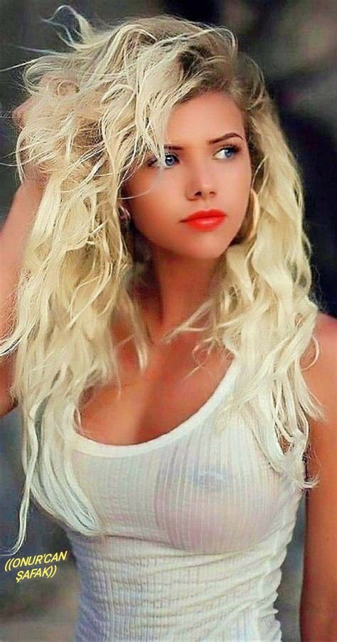 Precious Brunette Babe Kate Excitingly Undressed Her Wonderful Body And Demonstrated It In Rather Se