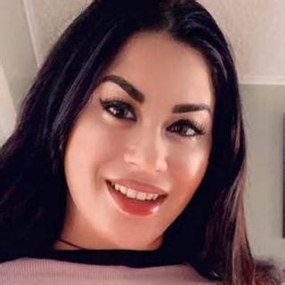 Saffron Summer Onlyfans