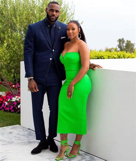 Savannah James Bio Family Net Worth Savannah James Bio Family Net Worth