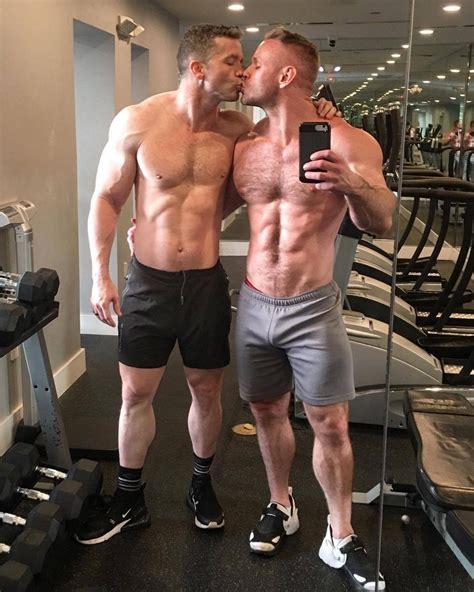 Tanned Camryn Kiss Gets Fucked By Muscled Dude