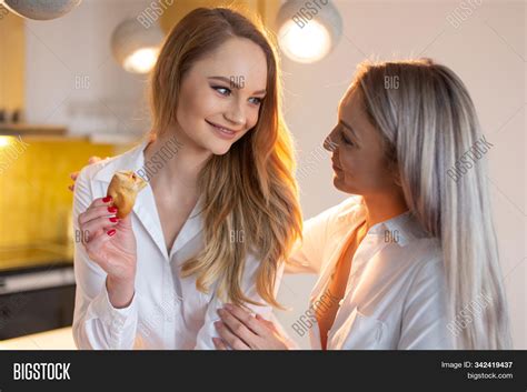 Three Lesbian Teens With Toys