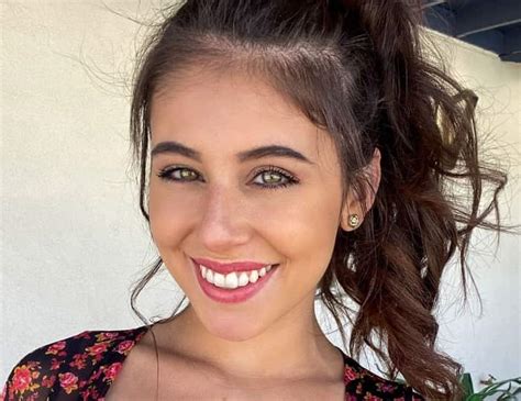 Violet Summers Biography Wiki Age Height Career Photos More Violet Summers Biography Wiki Age Height Career Photos More