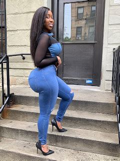 Zmeena Orr Onlyfans